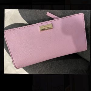 Light Purple Kate Spade Wallet / $20 CAD